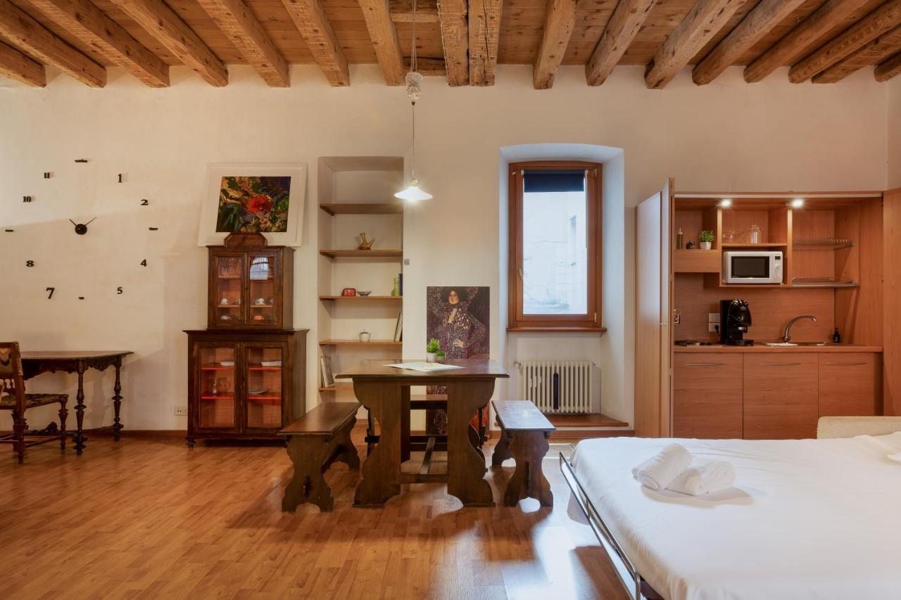 Zola, Charme E Vista Nel Cuore Di Trieste Ngoại thất bức ảnh